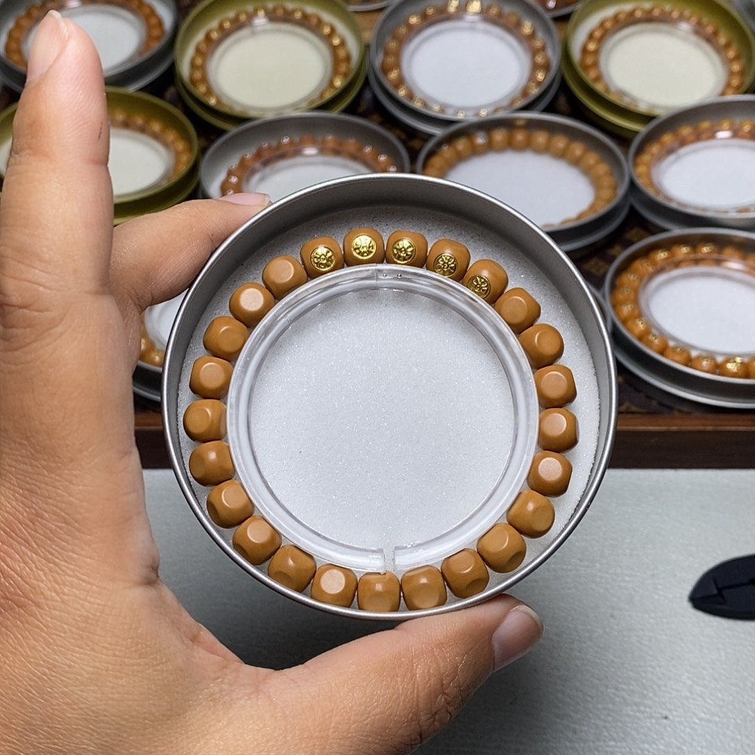 猴头核桃手串94号五标超小六方8+左右