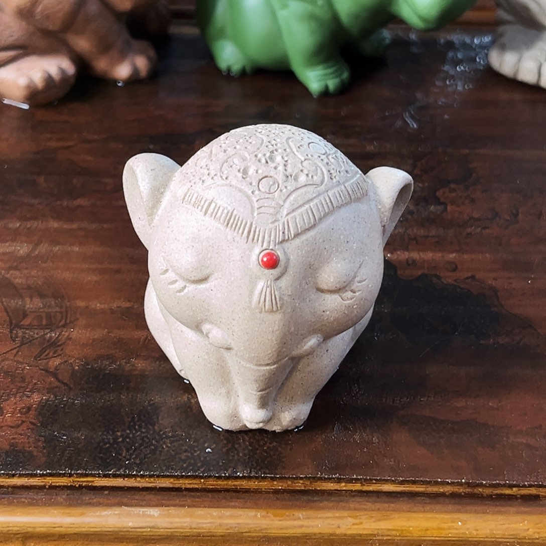 紫砂茶宠象神小姐姐！