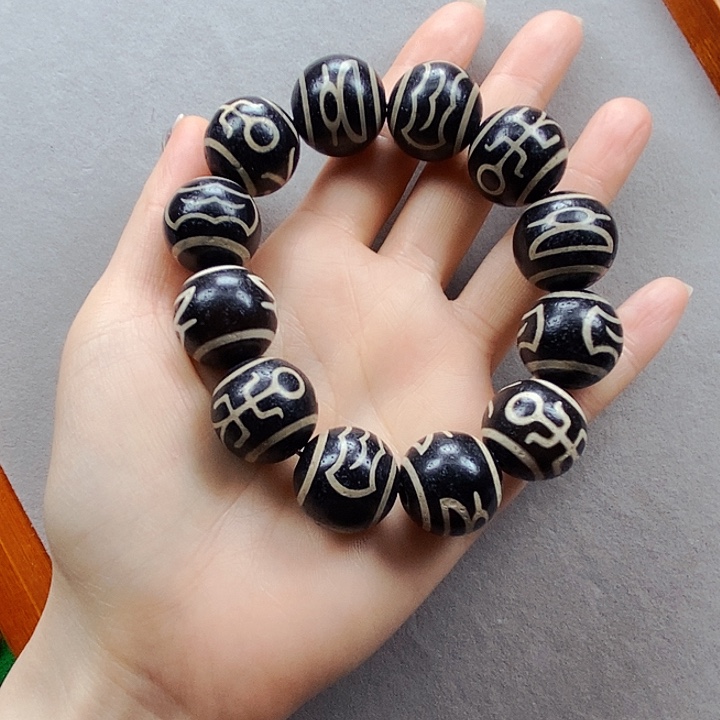 玛瑙/玉髓手串未镶嵌