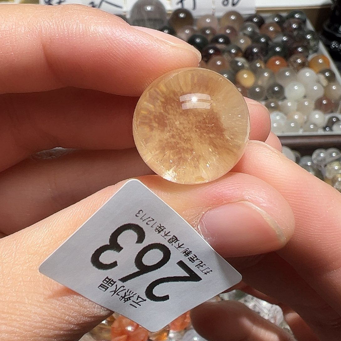 未镶嵌水晶珠宝半成品