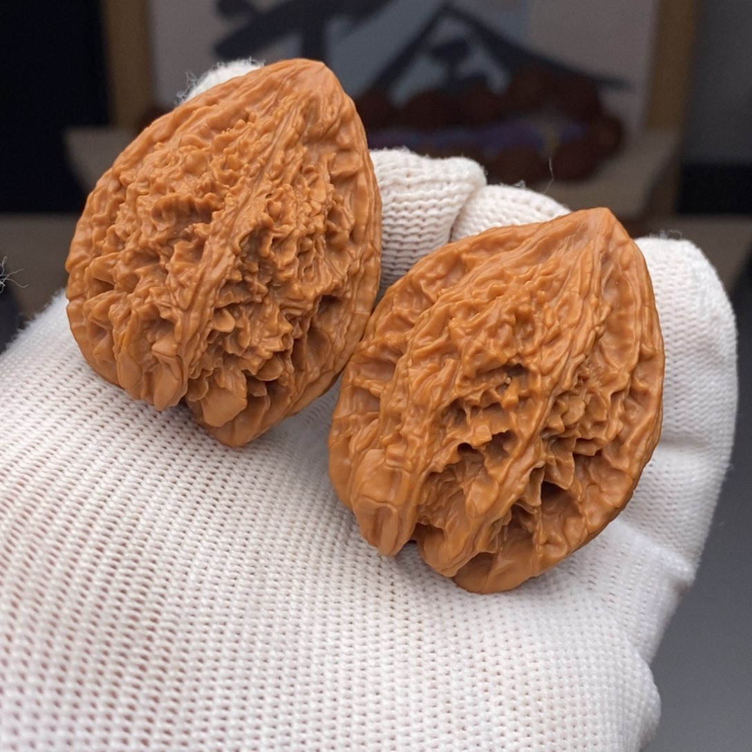 核桃把件 35左右野生龙脊