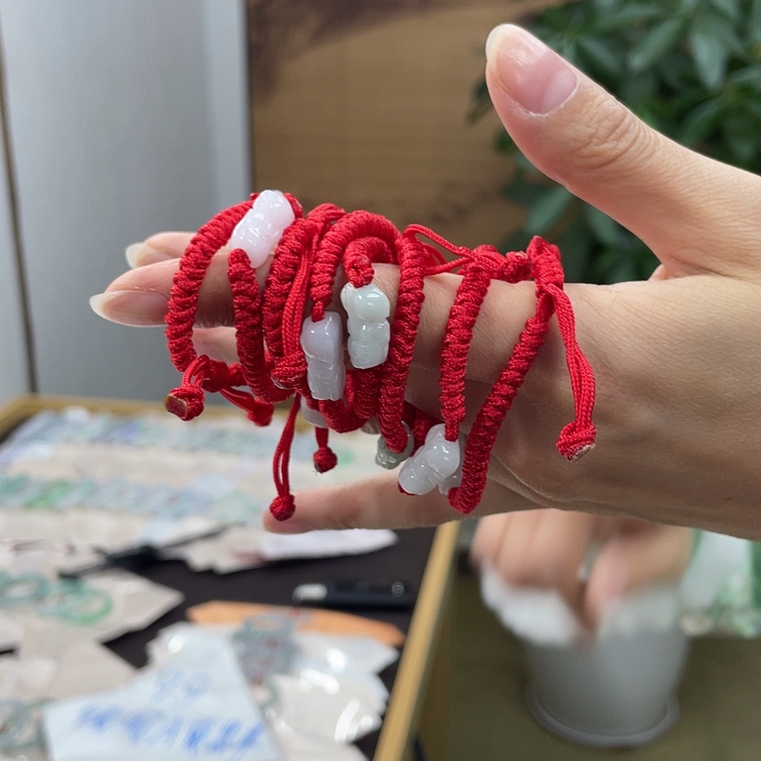 翡翠未镶嵌手链翡翠