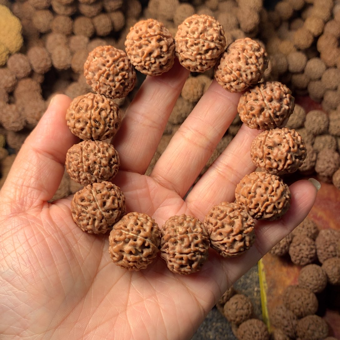 手串金刚菩提8瓣卡22 编号58