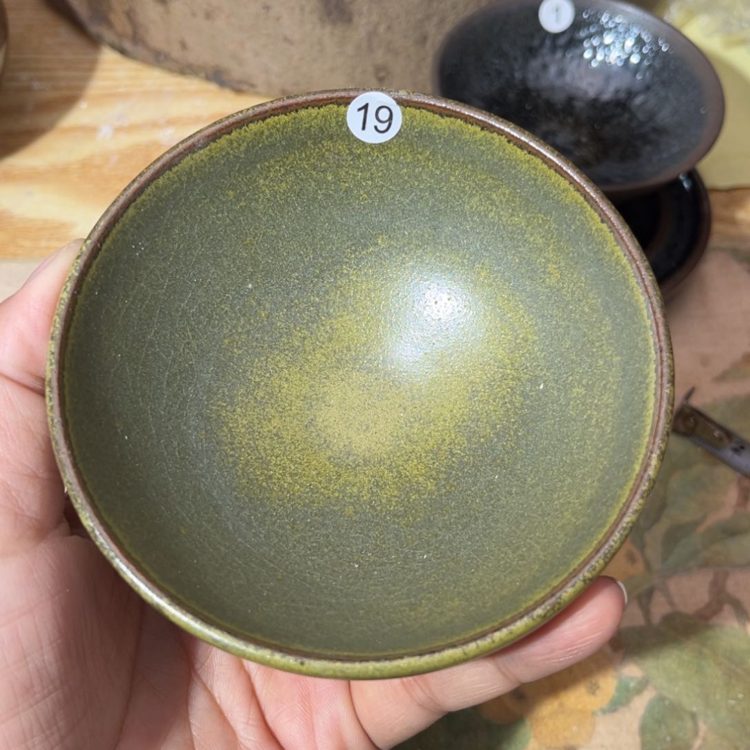 茶盏义兴龙窑坚持真柴烧