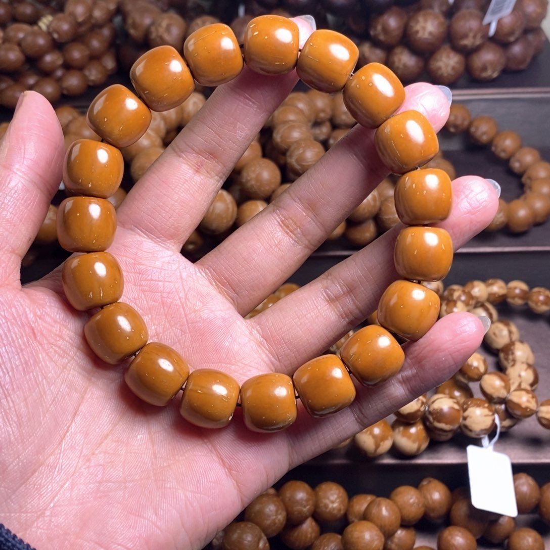 爱***猪手串紫金鼠13黄金甲老型