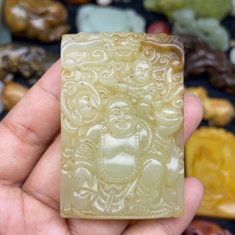 蛇纹石玉未镶嵌颈饰37