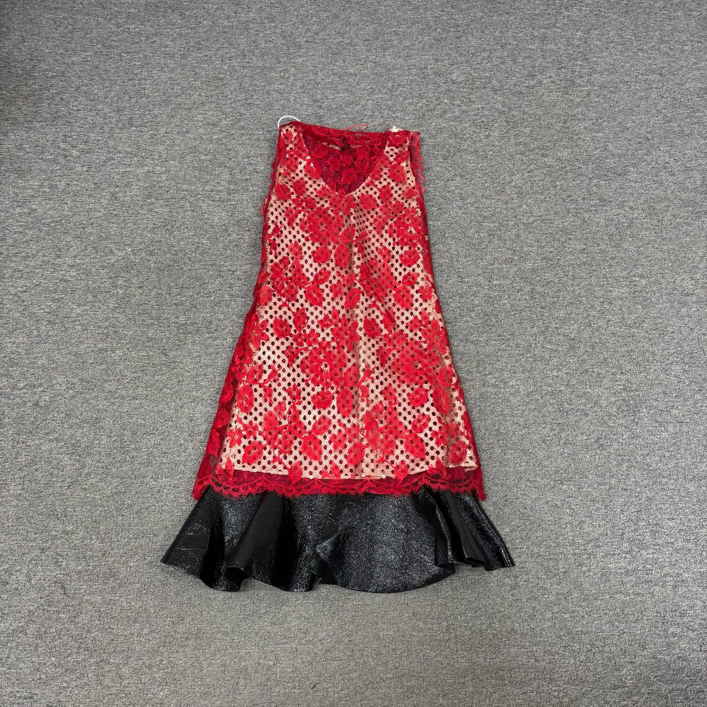 99新 LouisVuitton/路易威登 红色蕾丝花卉 拼接 镂空 连衣裙34码