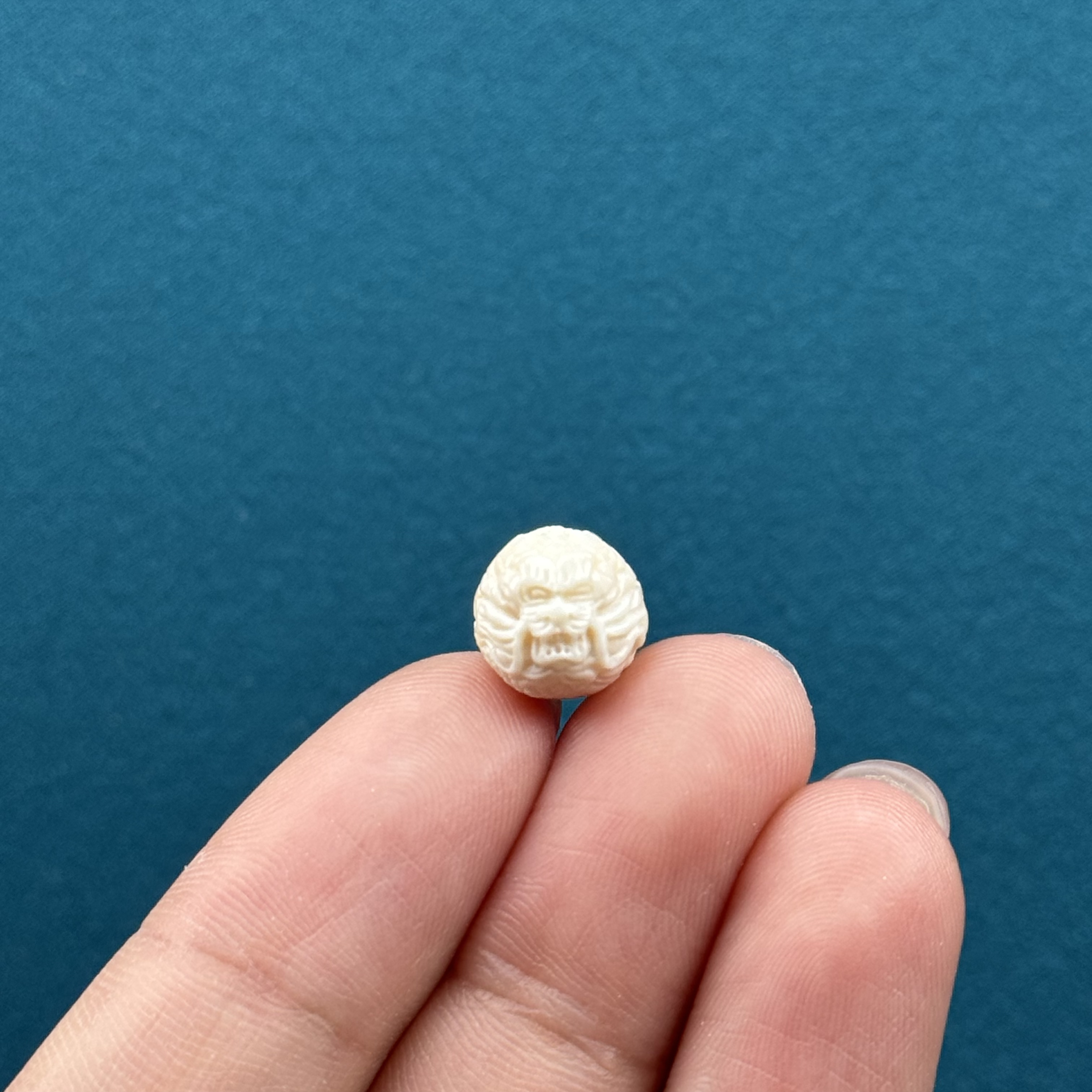 D63-69天然猛犸牙雕刻龙珠左右通孔10.3mm支持复检假一罚十