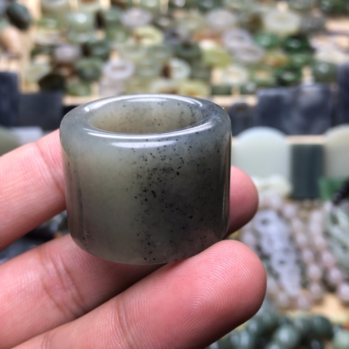 和田玉颈饰未镶嵌.*雁