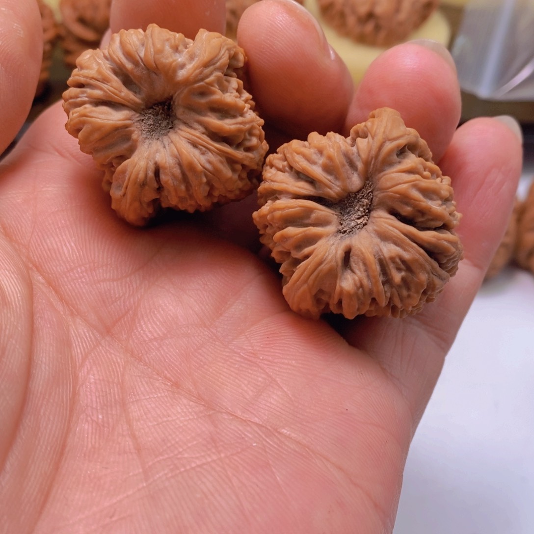 文玩核桃把件玩*人文玩核桃南疆