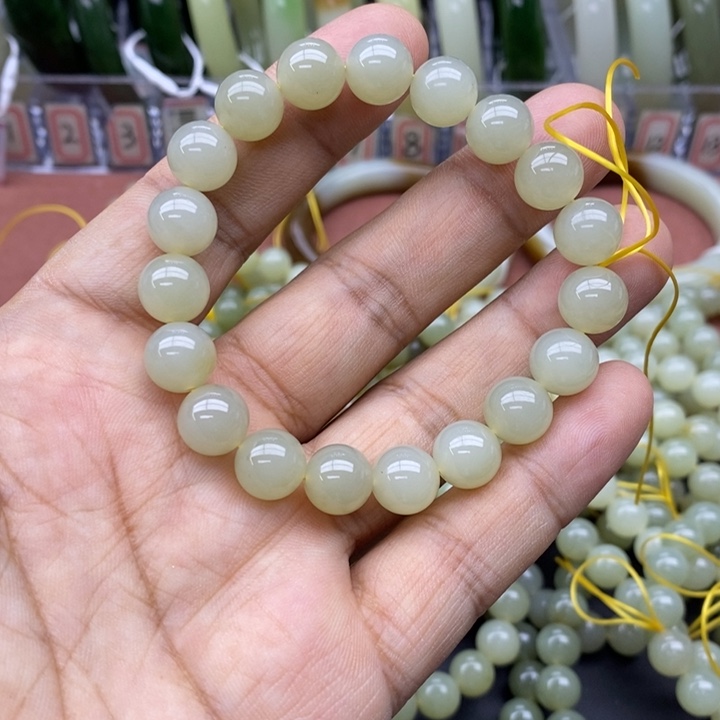 和田玉未镶嵌手链卡10