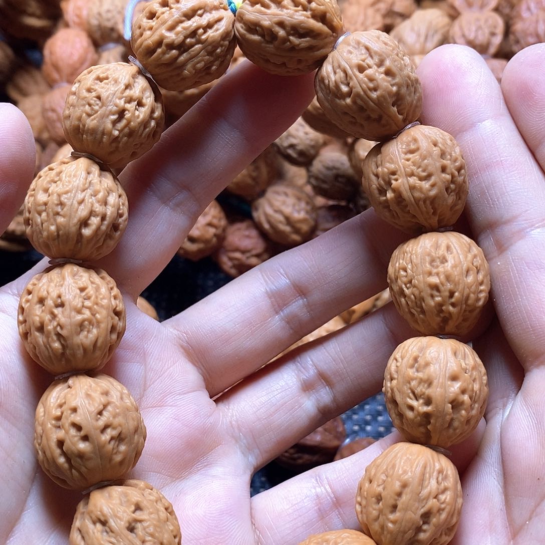 文玩核桃手串蚂蚁纹