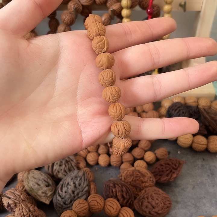 依***你核桃把件野生桃枭野生桃枭