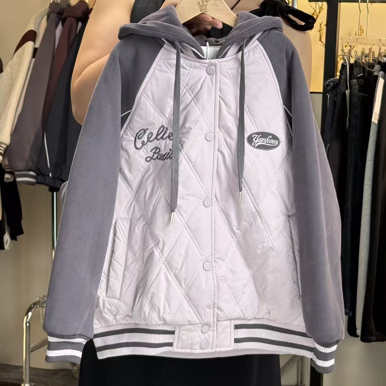 98825 秋冬款刺绣字母连帽棒球服二棉外套