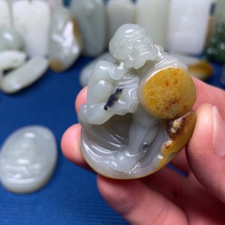 颈饰未镶嵌和田玉