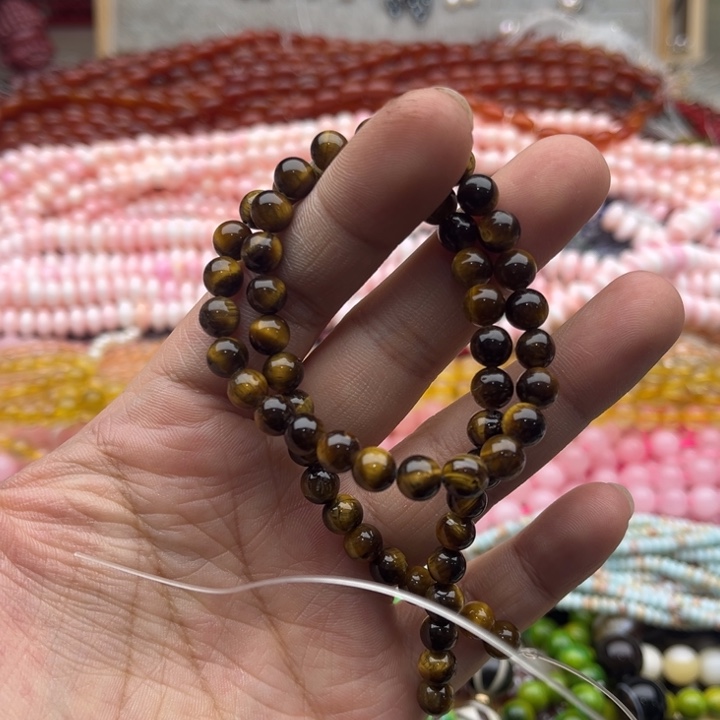 玛瑙/玉髓珠宝半成品未镶嵌一条6mm左右虎眼石