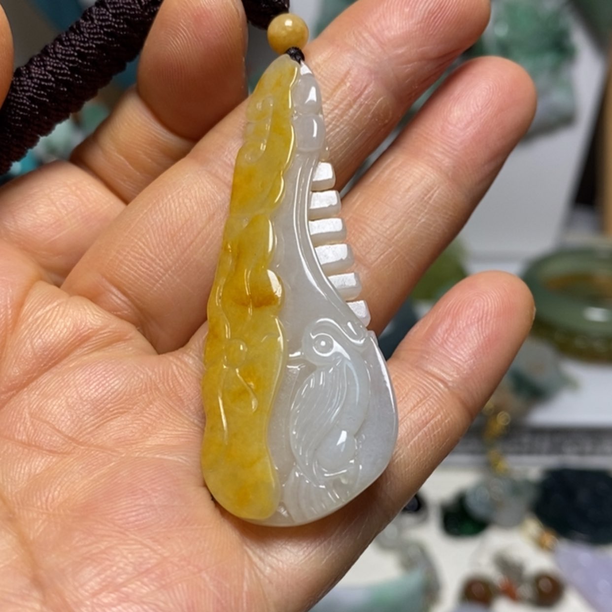 【闪购商品】翡翠吊坠(赠链)未镶嵌