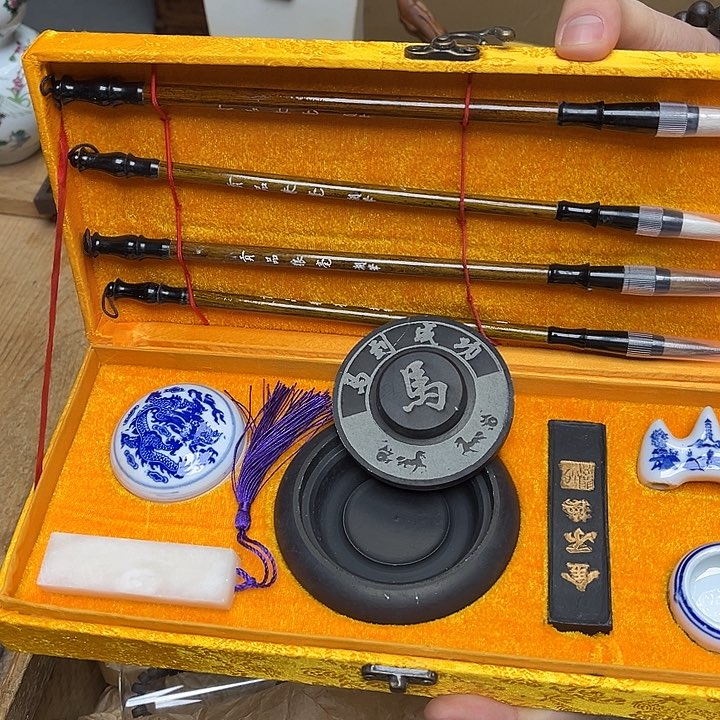 大叶紫檀（黑酸枝木类）