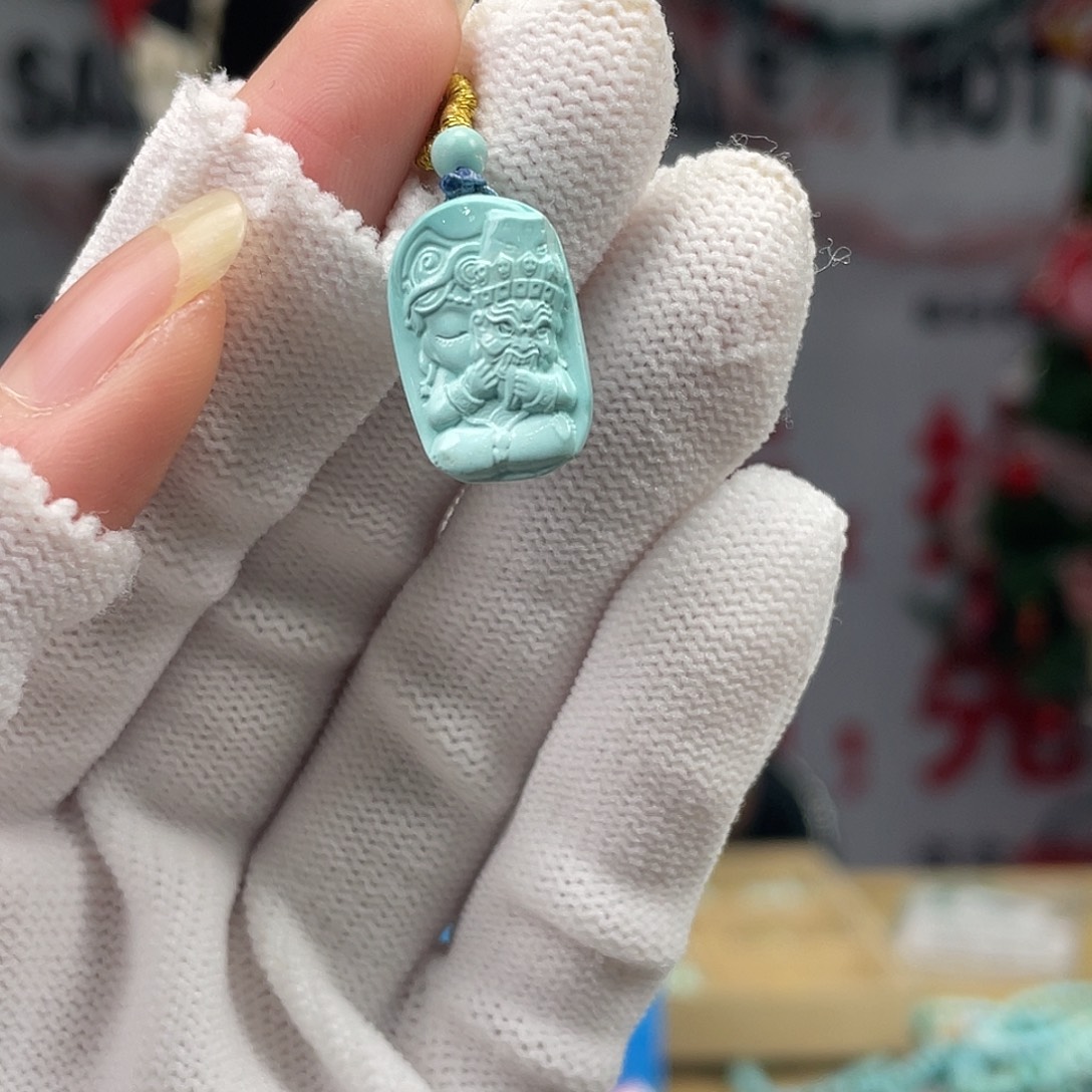 绿松石未镶嵌挂件