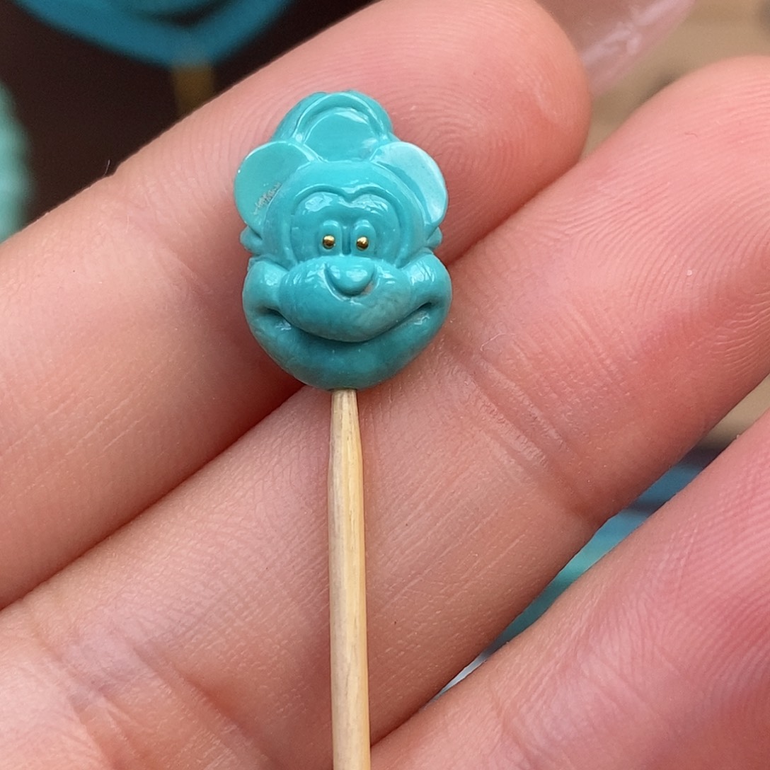 绿松石雕刻未镶嵌