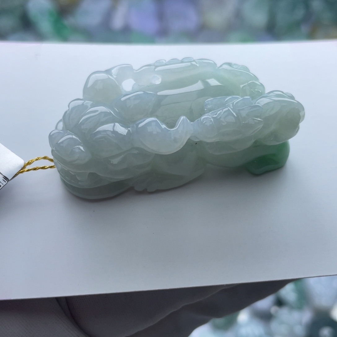 翡翠颈饰未镶嵌貔貅