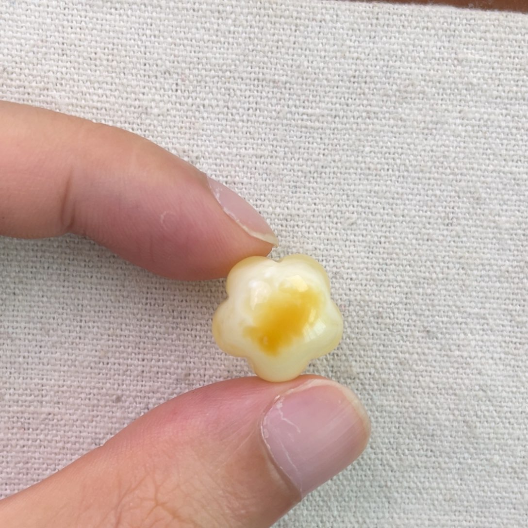 琥珀未镶嵌珠宝奇石星星