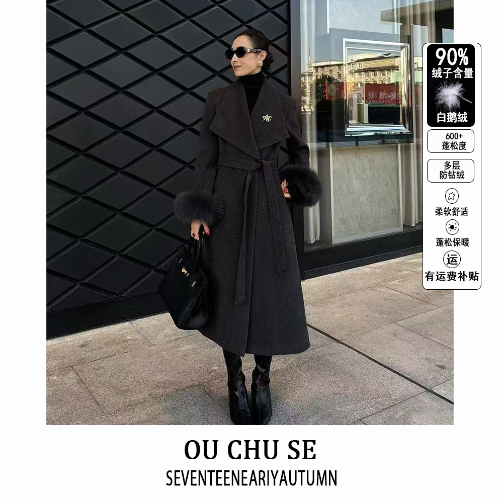 2025黑/金系列冬季中长款毛呢女狐狸毛袖口宽松鹅绒羽绒大衣黑色