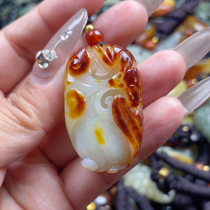 和田玉颈饰未镶嵌