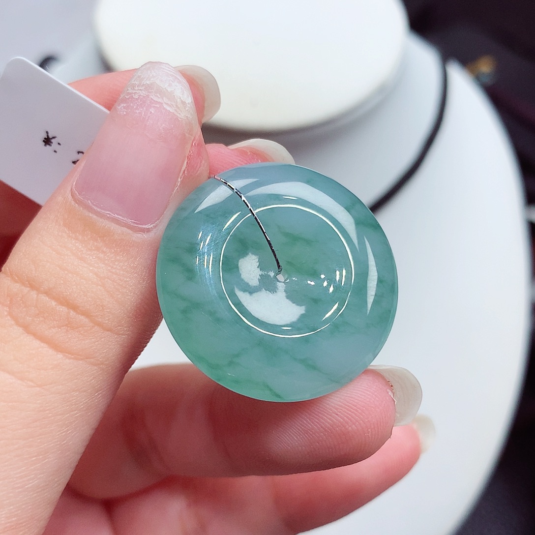 翡翠未镶嵌颈饰翡翠28，26.4/6.2