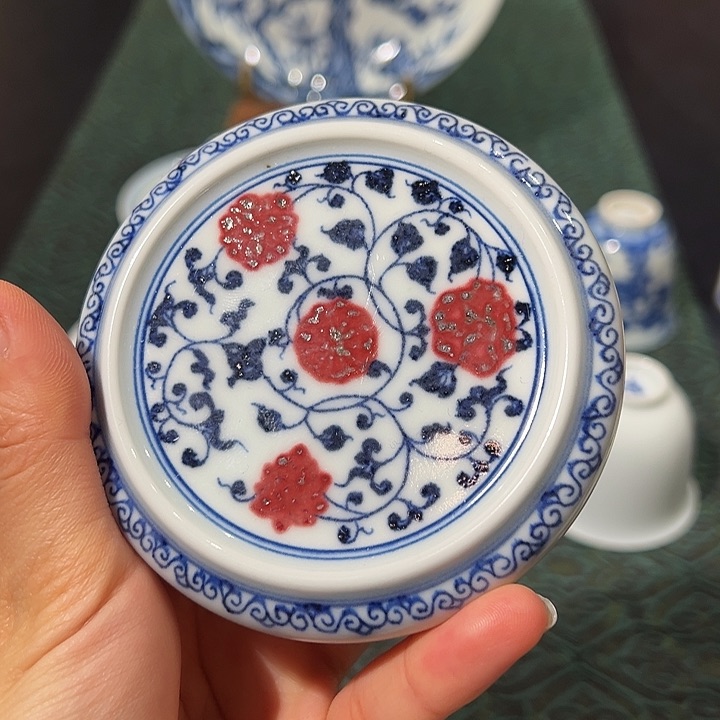 钟家窑釉里红盖置