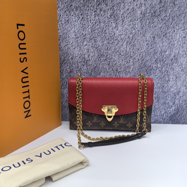 妃鱼/路易威登/95新/包包/市场价32000/250113MM0009