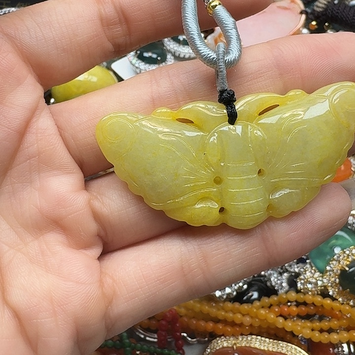 翡翠未镶嵌项链翡翠