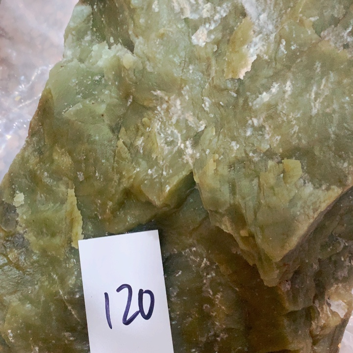 蛇纹石玉未镶嵌85