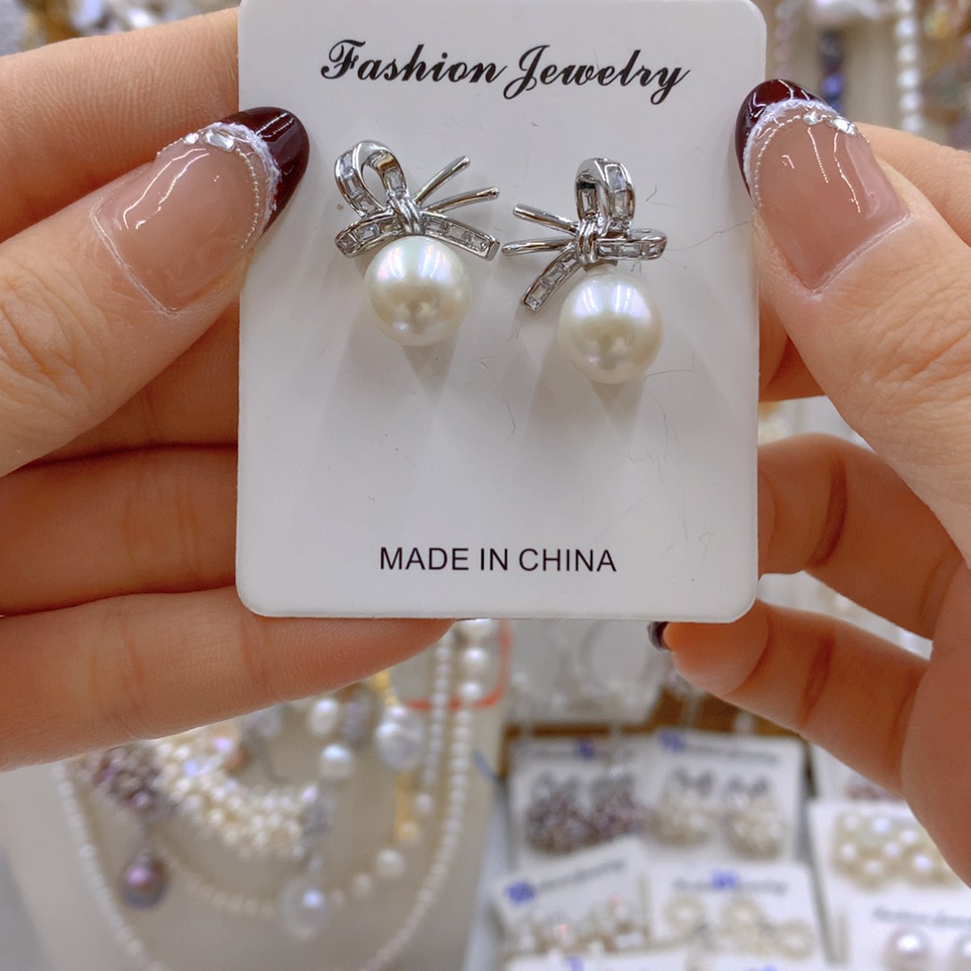 淡水珍珠耳饰合金