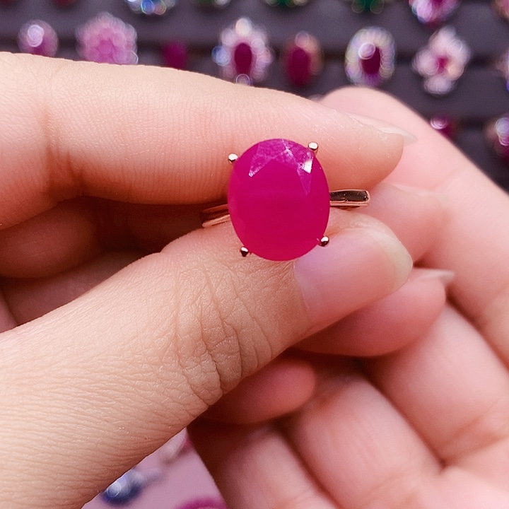 拥***天红宝石银S925镶嵌戒指