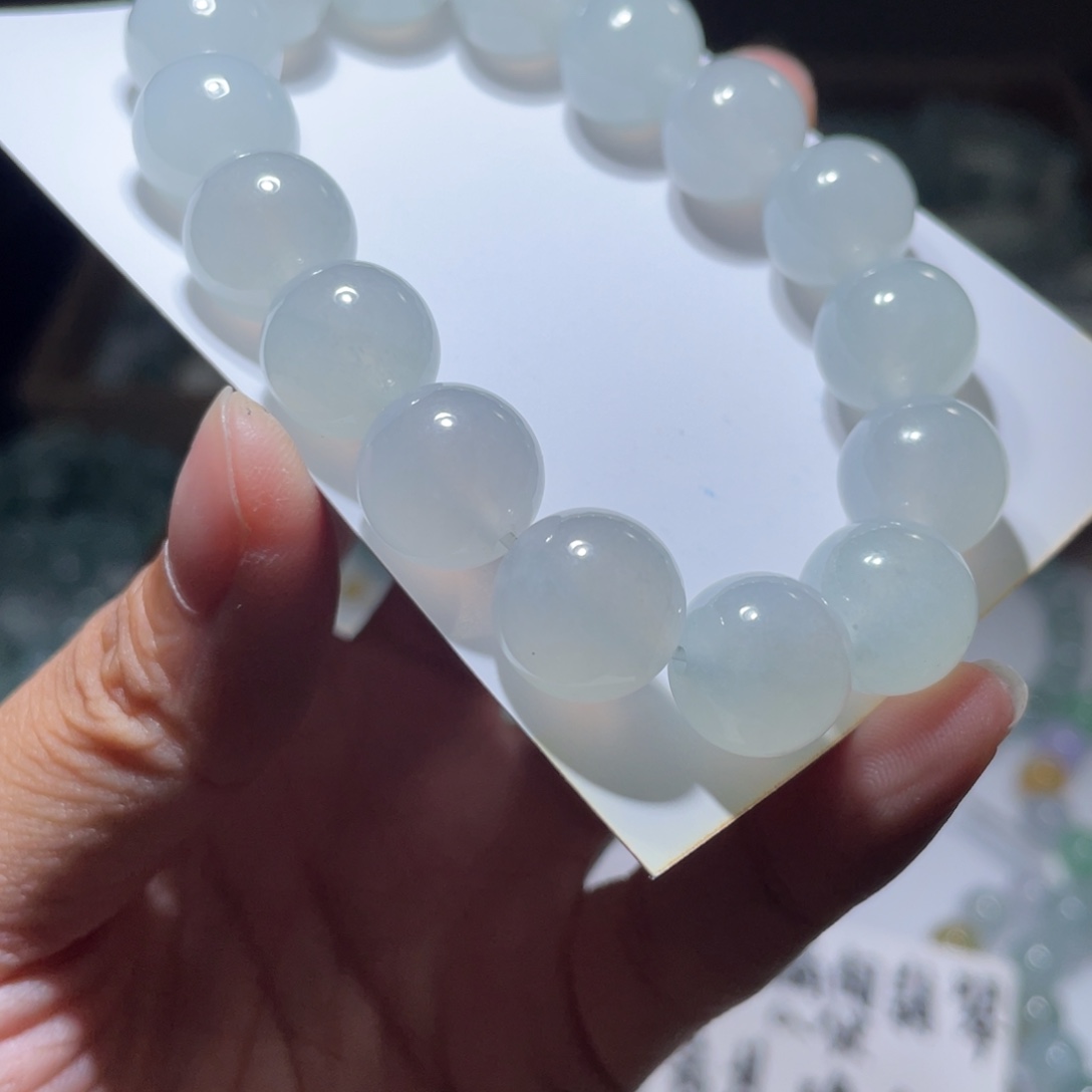 定制翡翠未镶嵌龙**代天然翡翠