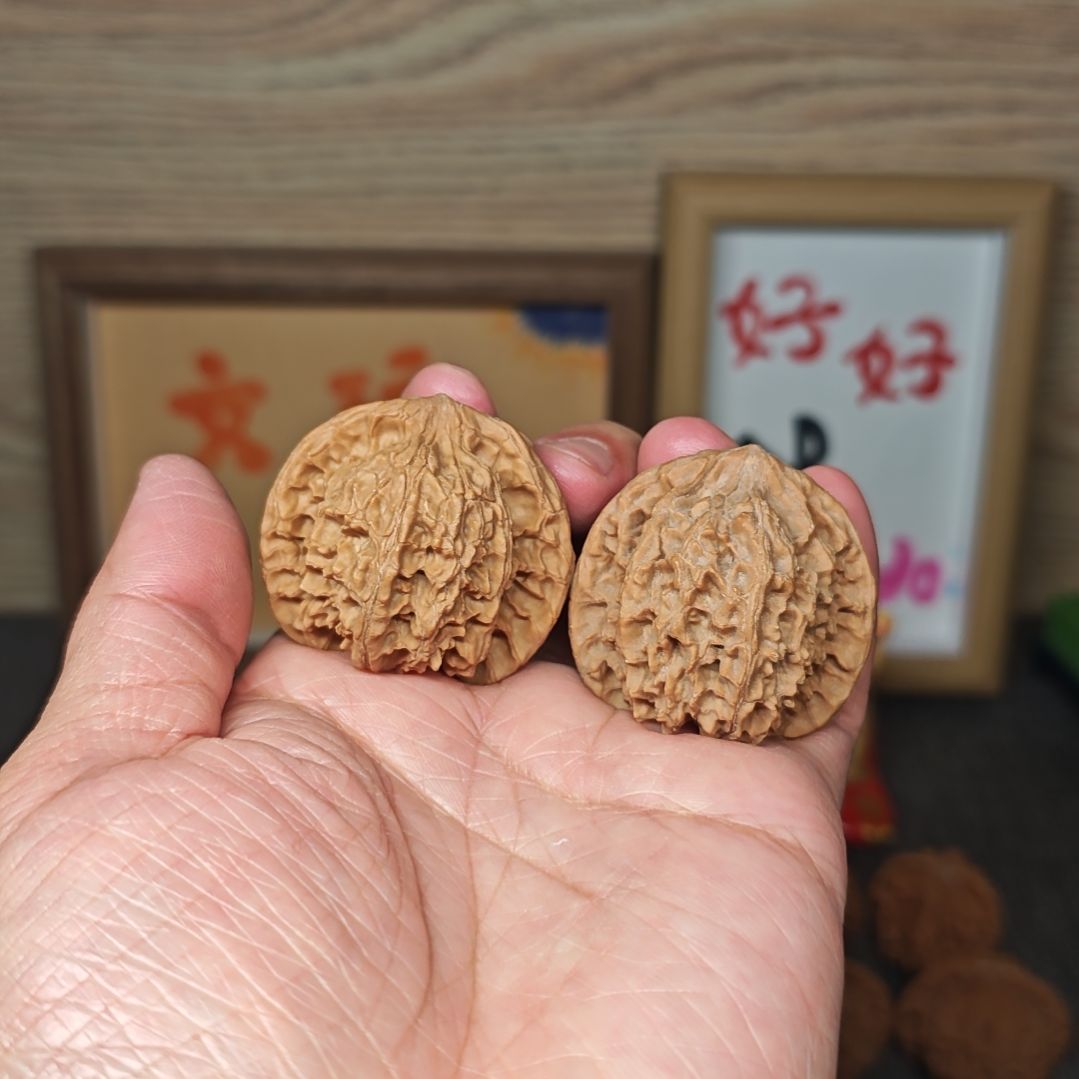 把件文玩核桃40全品平顶