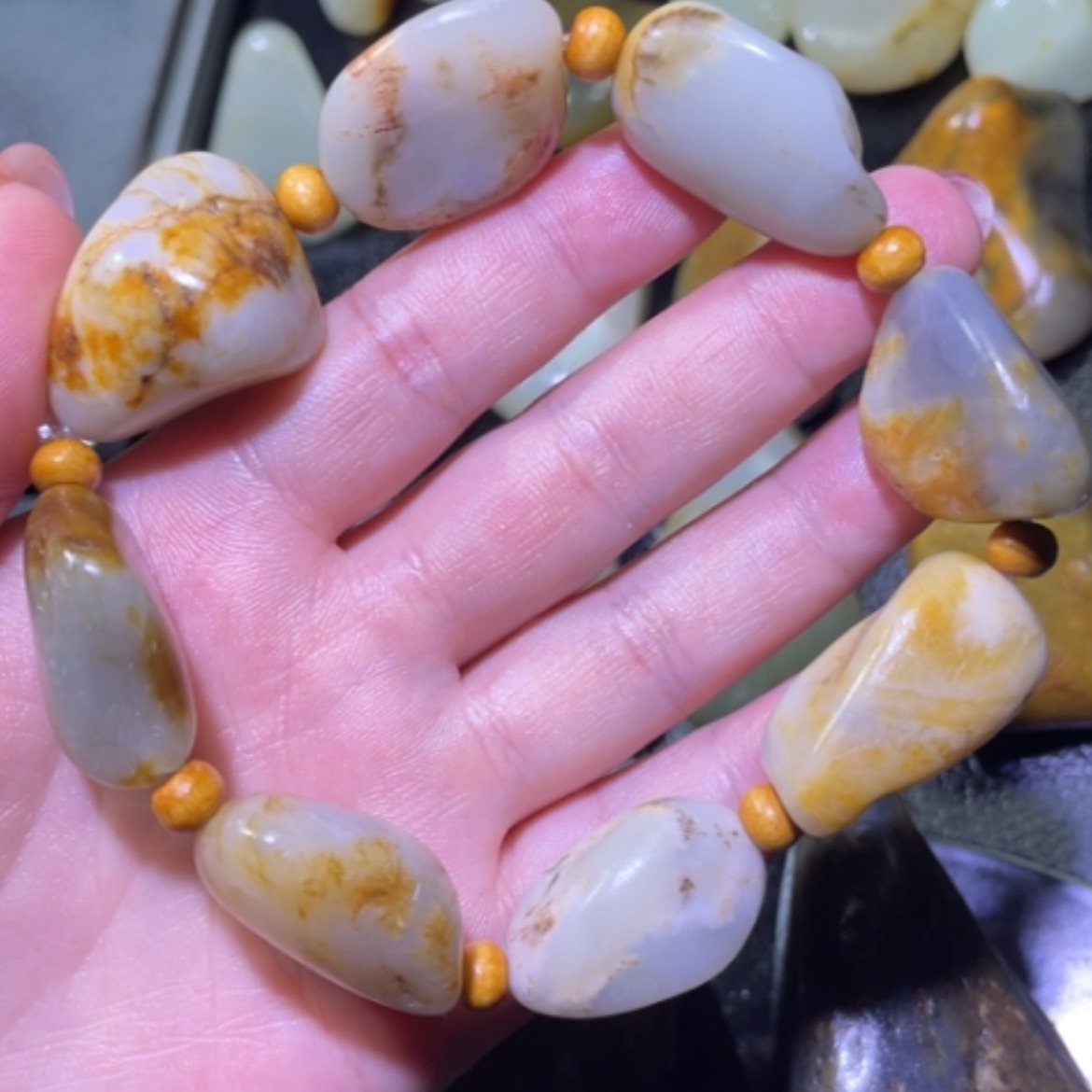 【闪购商品】颈饰未镶嵌和田玉