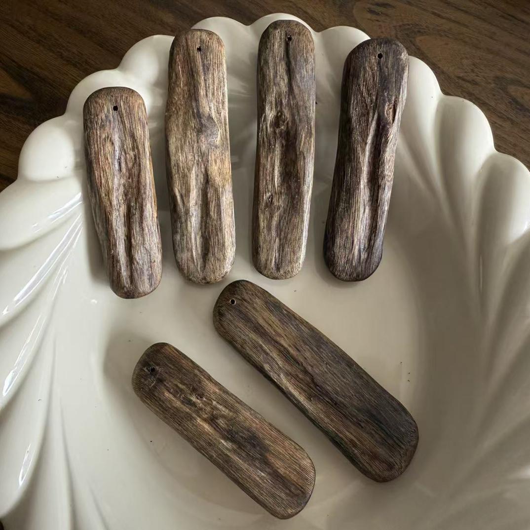 沉香随形无事牌9-11克+多样性发货发其一