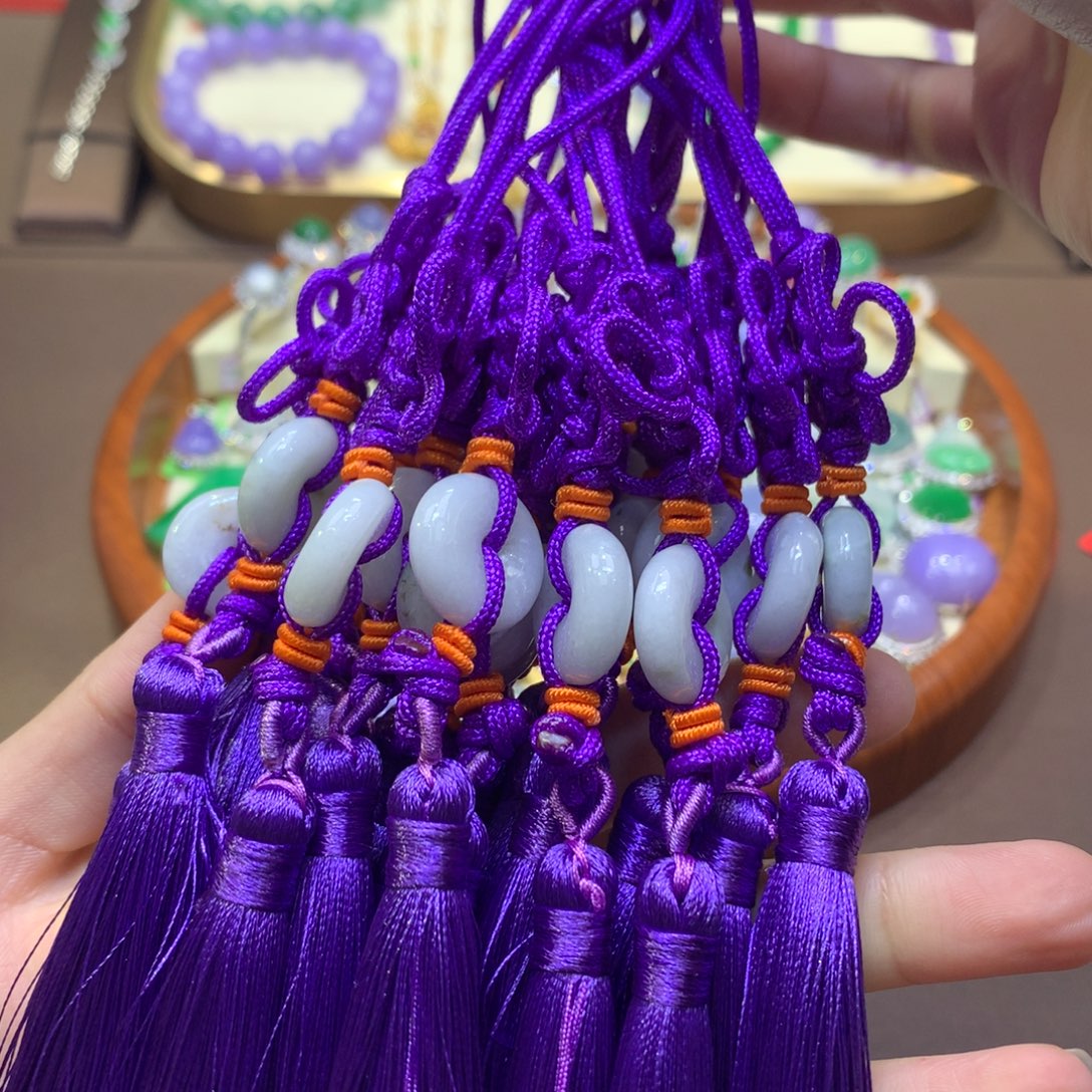 元***悦翡翠未镶嵌颈饰翡翠