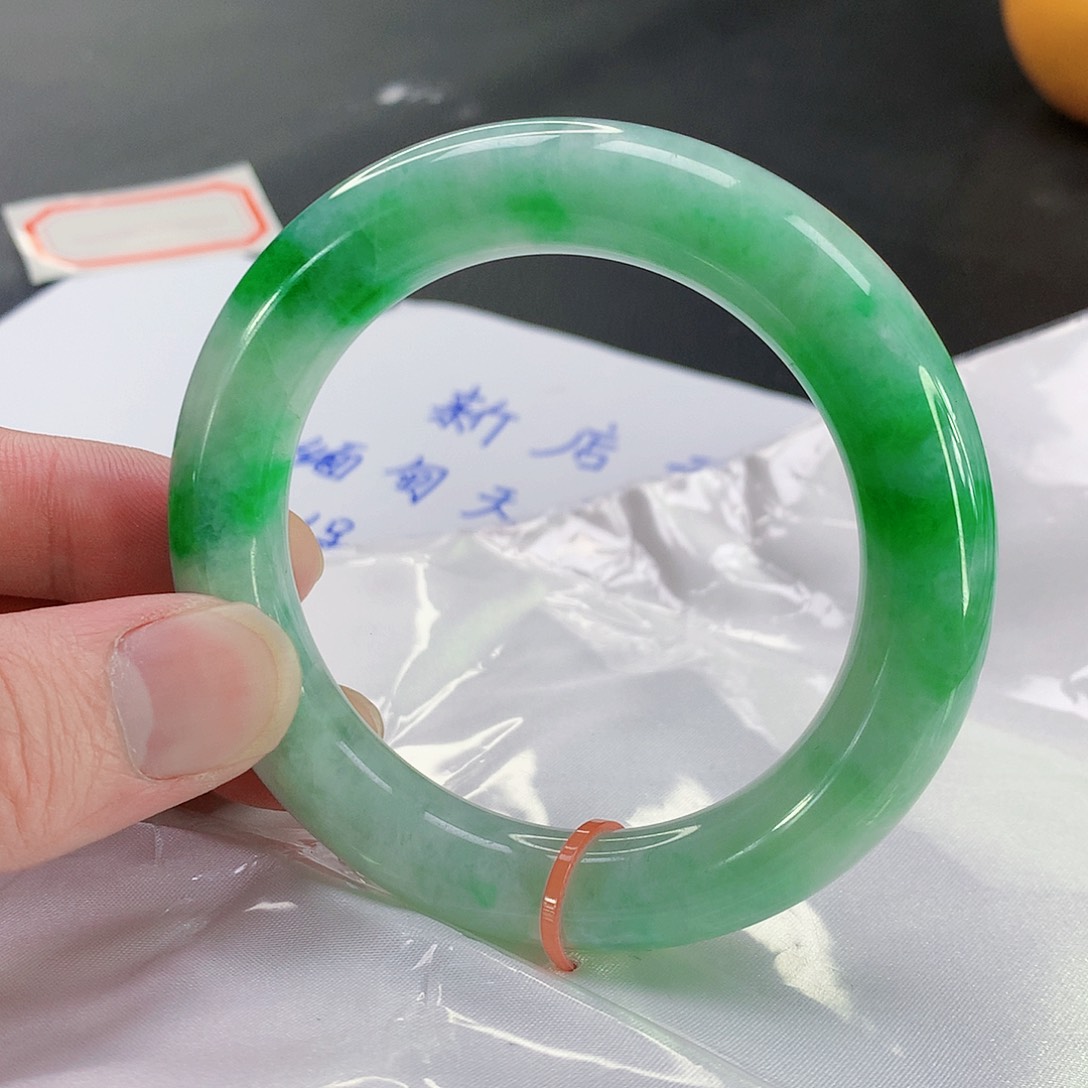 翡翠手镯未镶嵌65缅甸天然翡翠A货