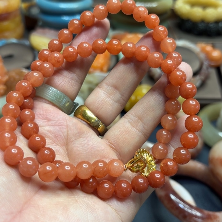 石英岩玉合金颈饰