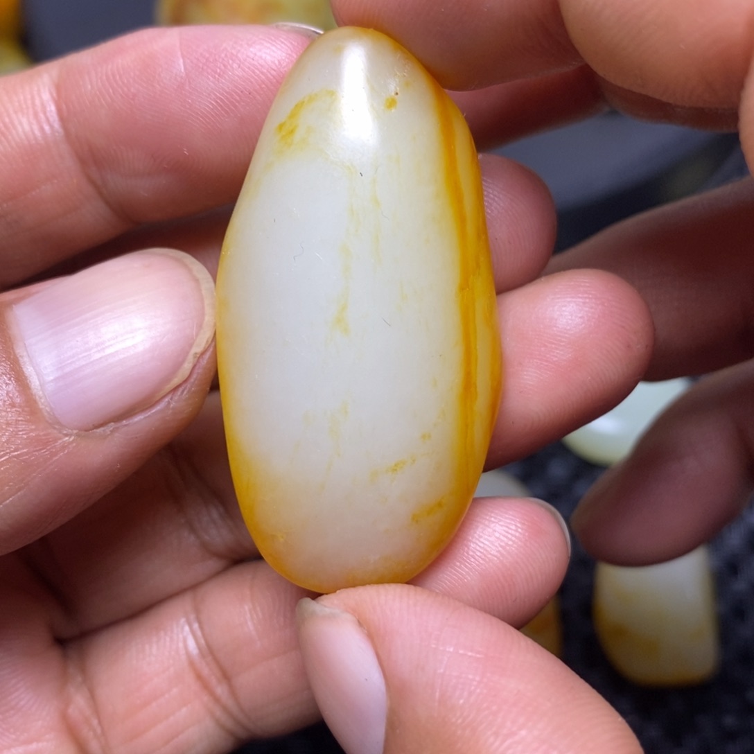 和田玉（糖玉）未镶嵌挂件