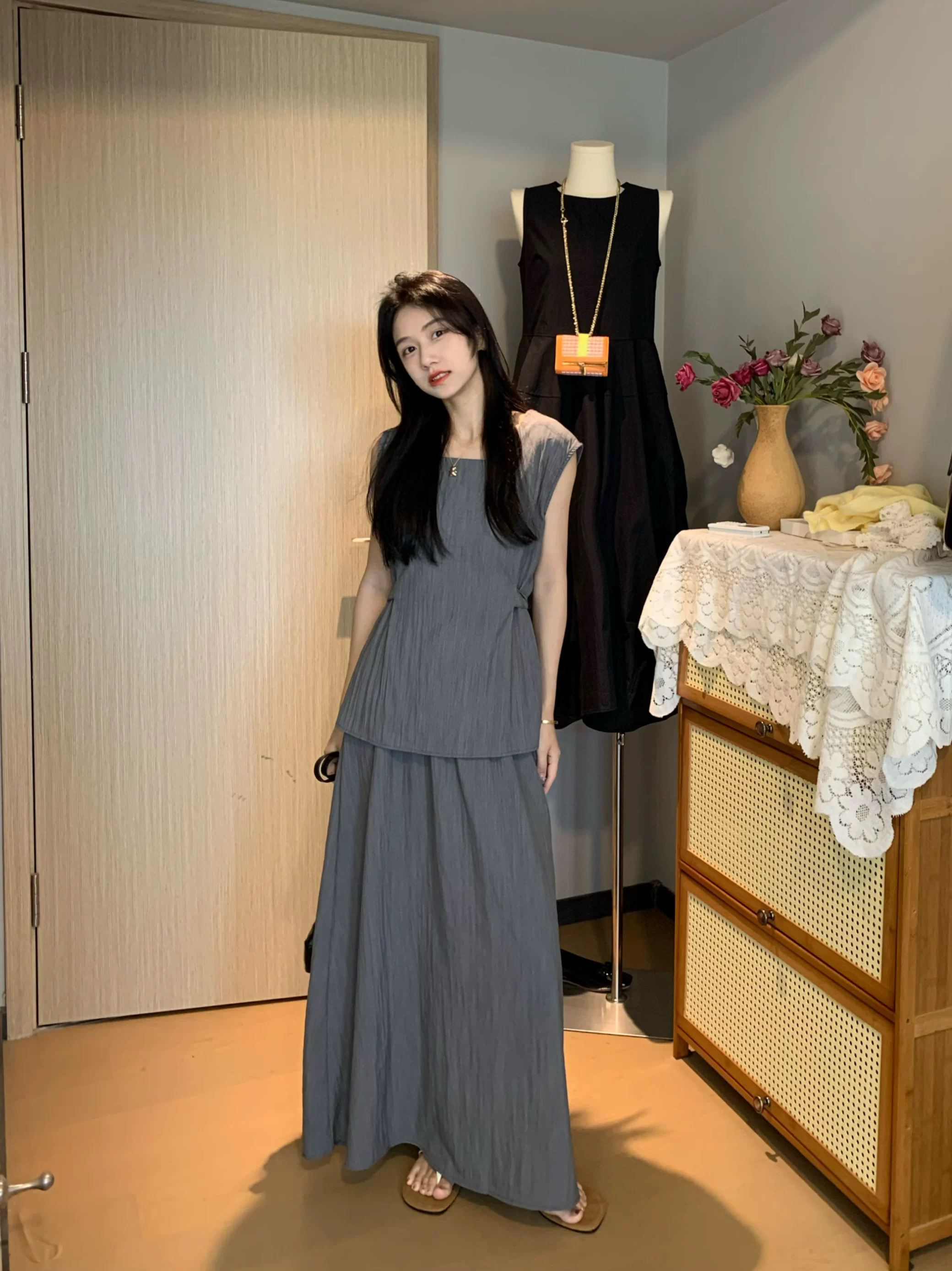 MeetYou私享 夏季韩系无袖方领背心小众收腰修身显瘦长裙套装