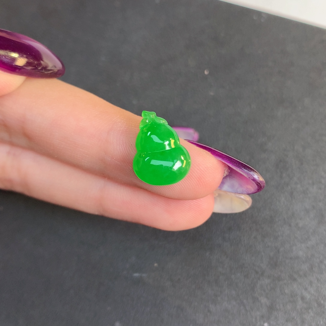 散珠翡翠翡翠翡翠14.37-10.69-4.57