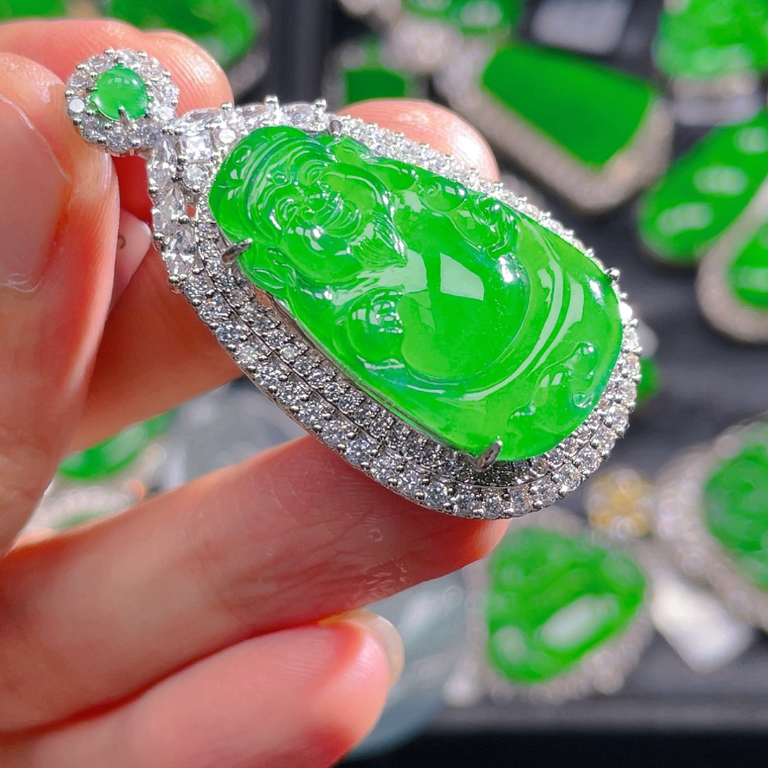 翡翠未镶嵌吊坠(不含链)