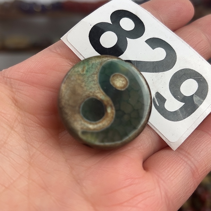 玛瑙/玉髓颈饰合金