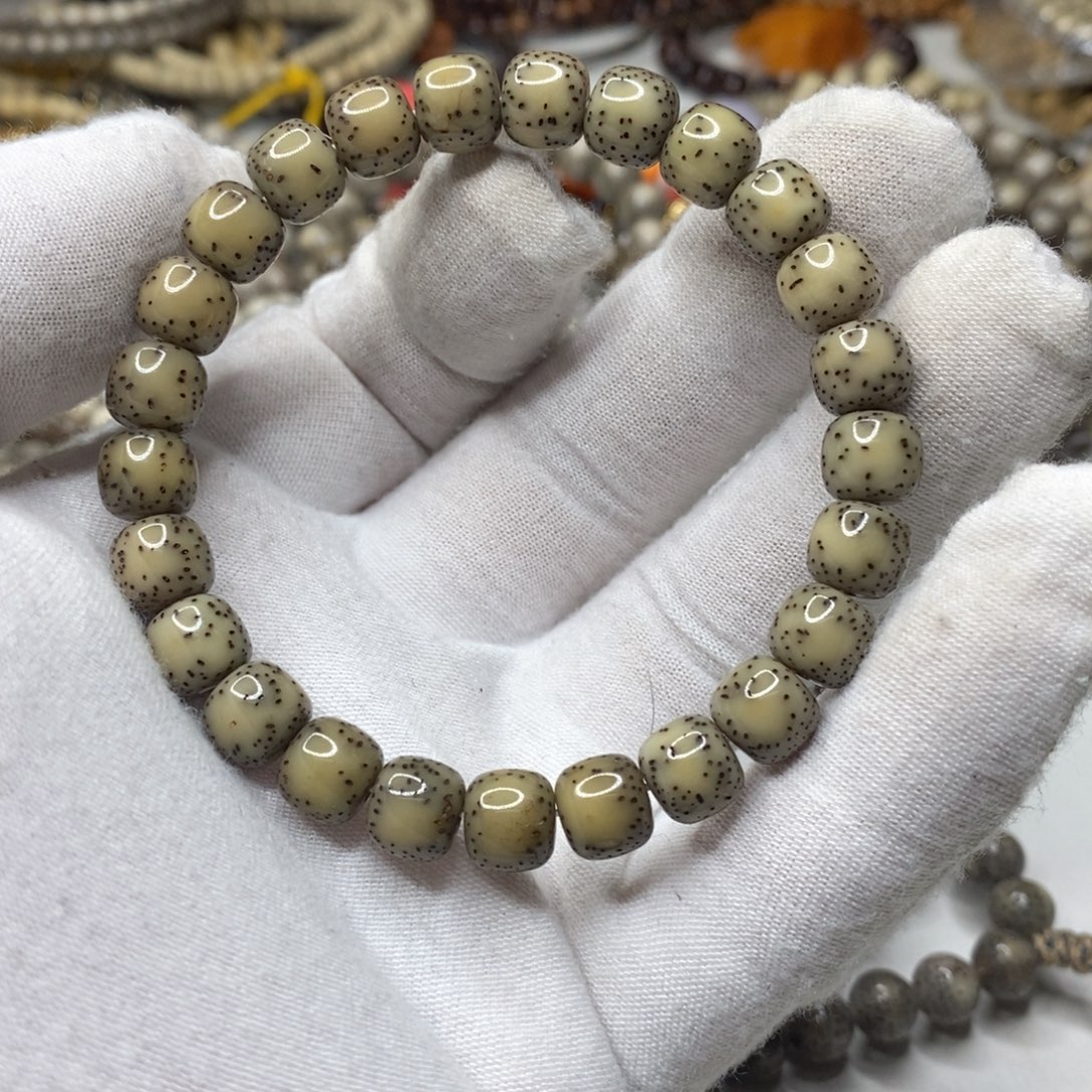 星月菩提手串星月菩提9x8双留白果冻料