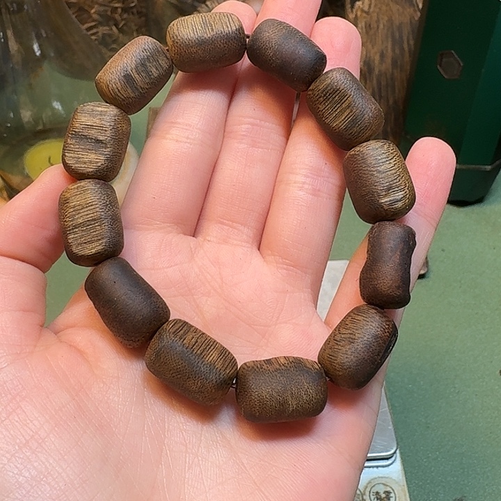 风***韵沉香碎屑沉香海南高端乌身圆叶板头香老料13.7克