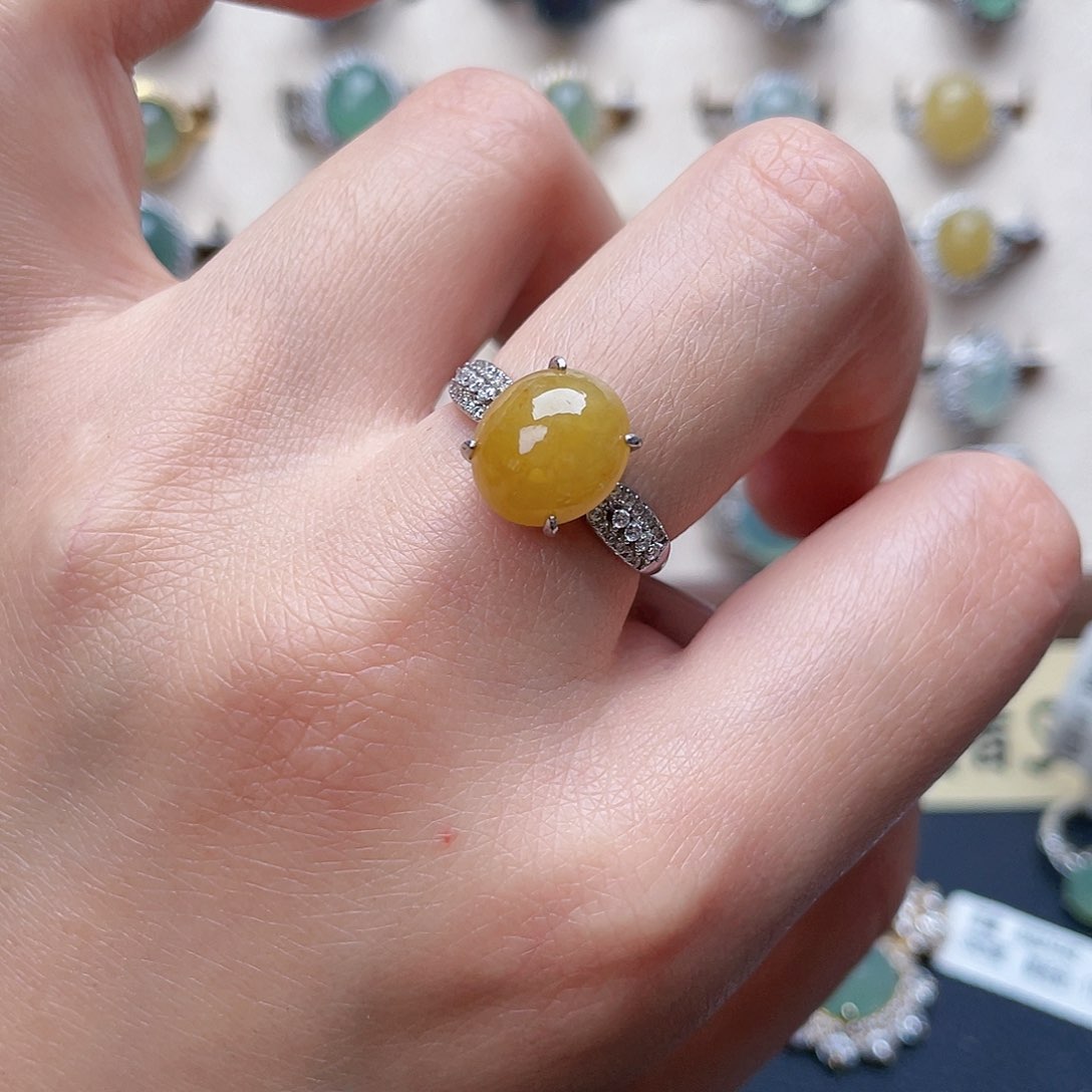 翡翠戒指未镶嵌戒指